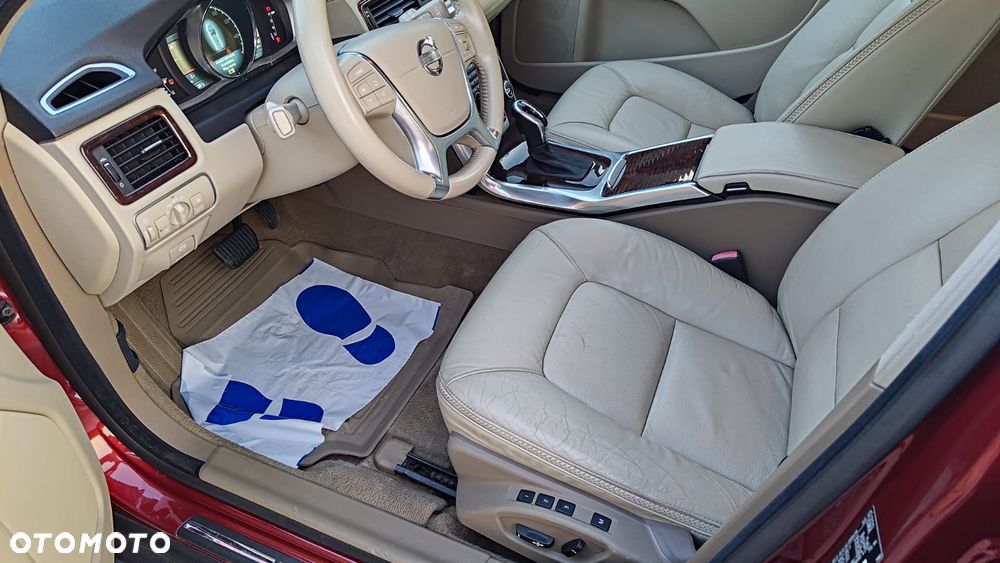 Volvo XC 70 3.2 AWD Kinetic - 9