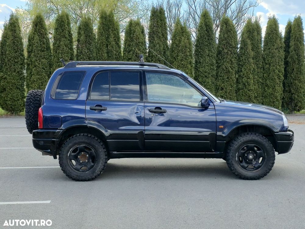 Suzuki Grand Vitara 2.0 Comfort Style - 4