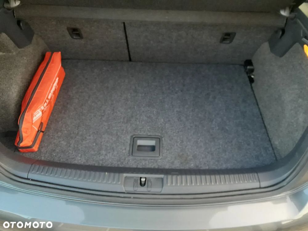 Volkswagen Polo - 19