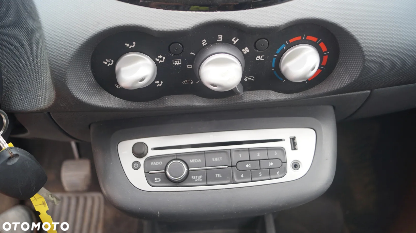 Renault Twingo 1.2 16V 75 Quickshift Dynamique - 19