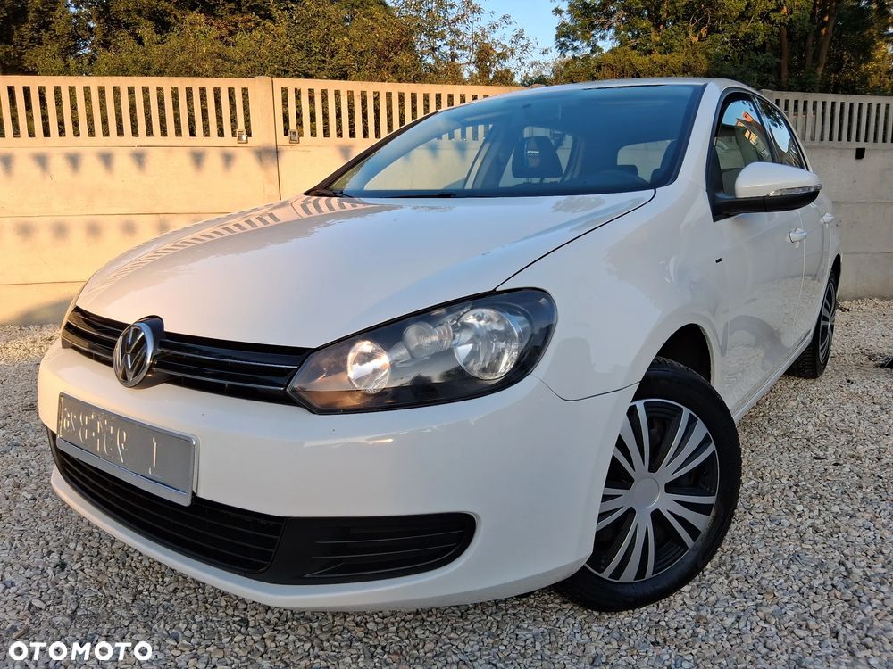 Volkswagen Golf 1.2 TSI MATCH - 1