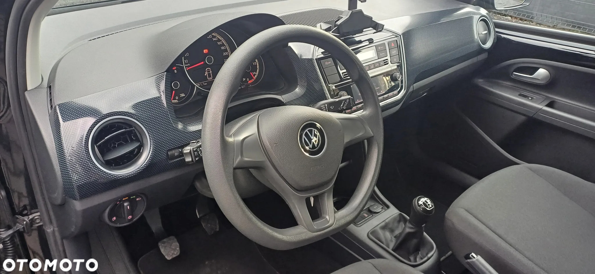Volkswagen up! 1.0 move - 12