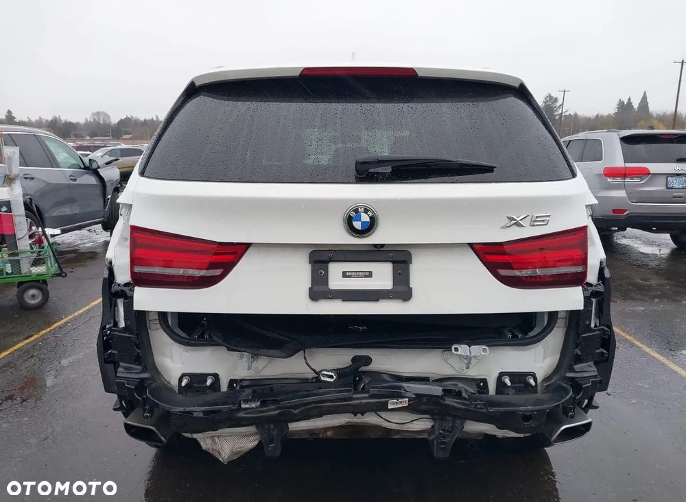 BMW X5 xDrive35i - 6