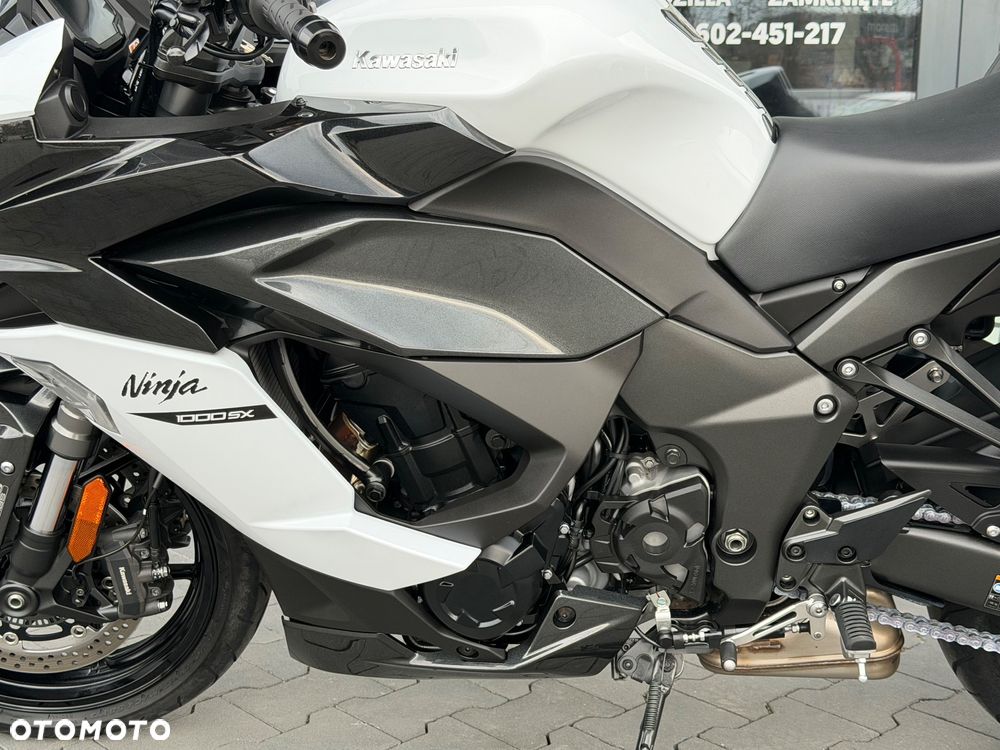 Kawasaki Ninja 1000 SX - 34