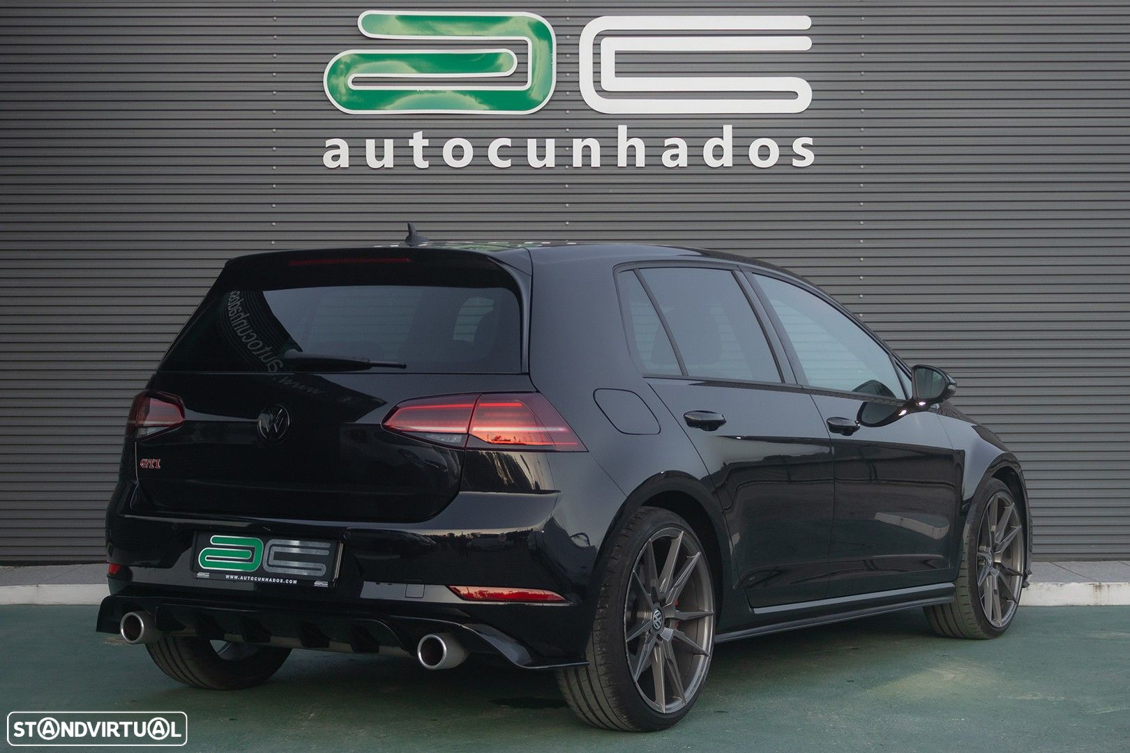 VW Golf 2.0 TSI GTI DSG - 6