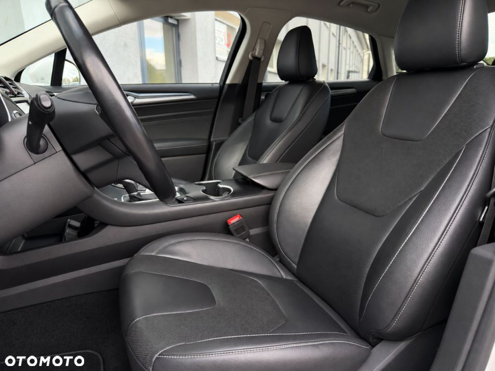 Ford Mondeo - 17