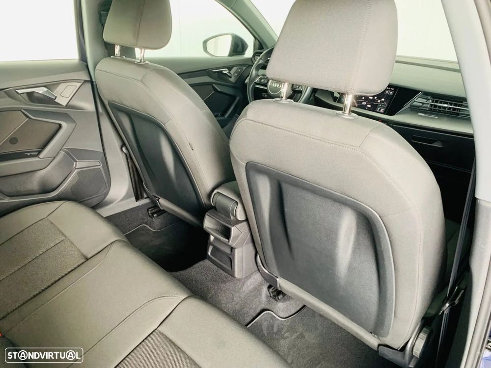 Audi A3 Sportback 30 TFSI S line - 38