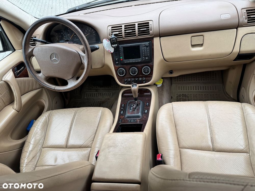 Mercedes-Benz ML - 14