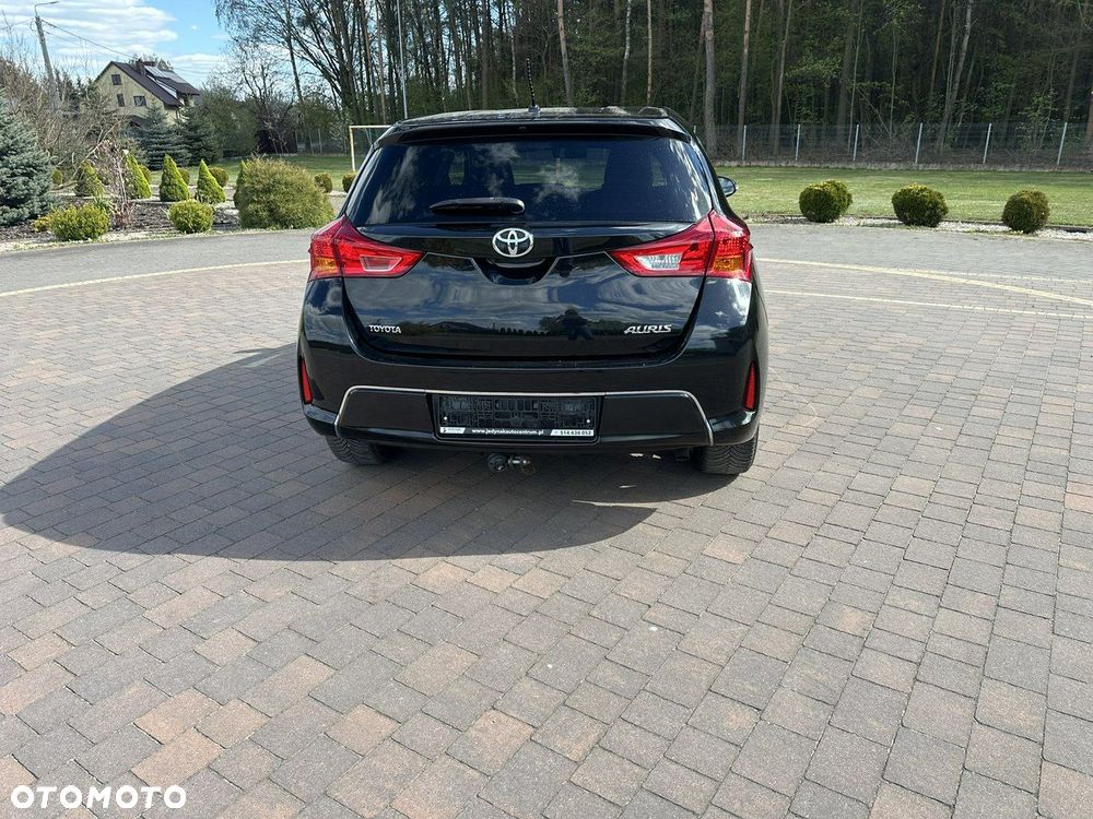 Toyota Auris - 10