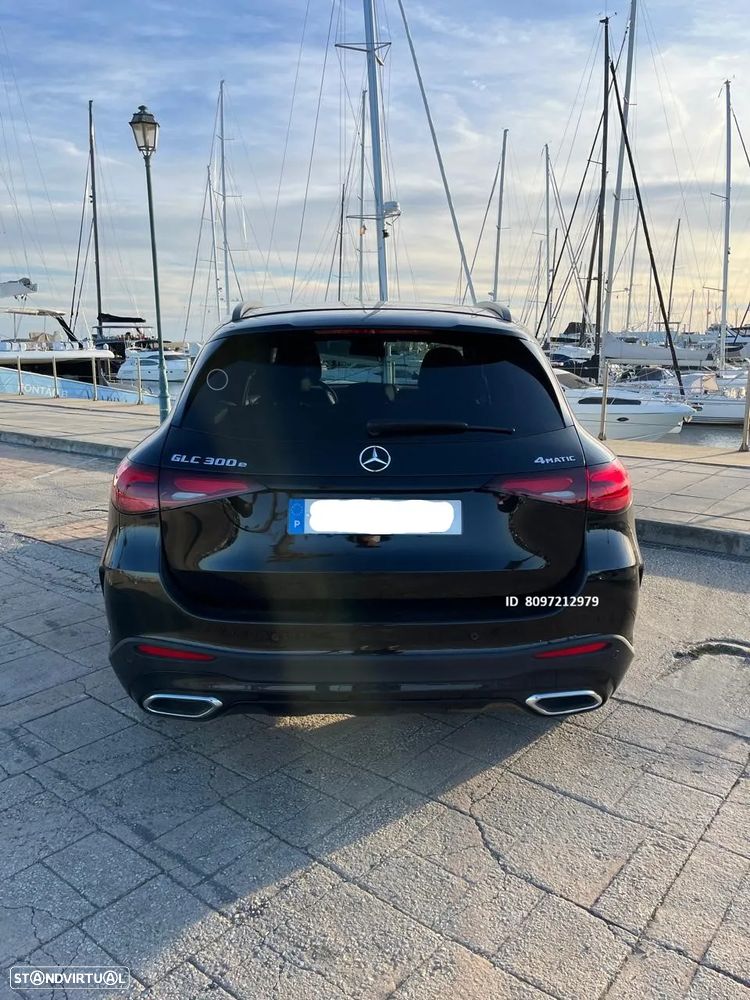 Mercedes-Benz GLC 300 e 4Matic 9G-TRONIC AMG Line Advanced - 3
