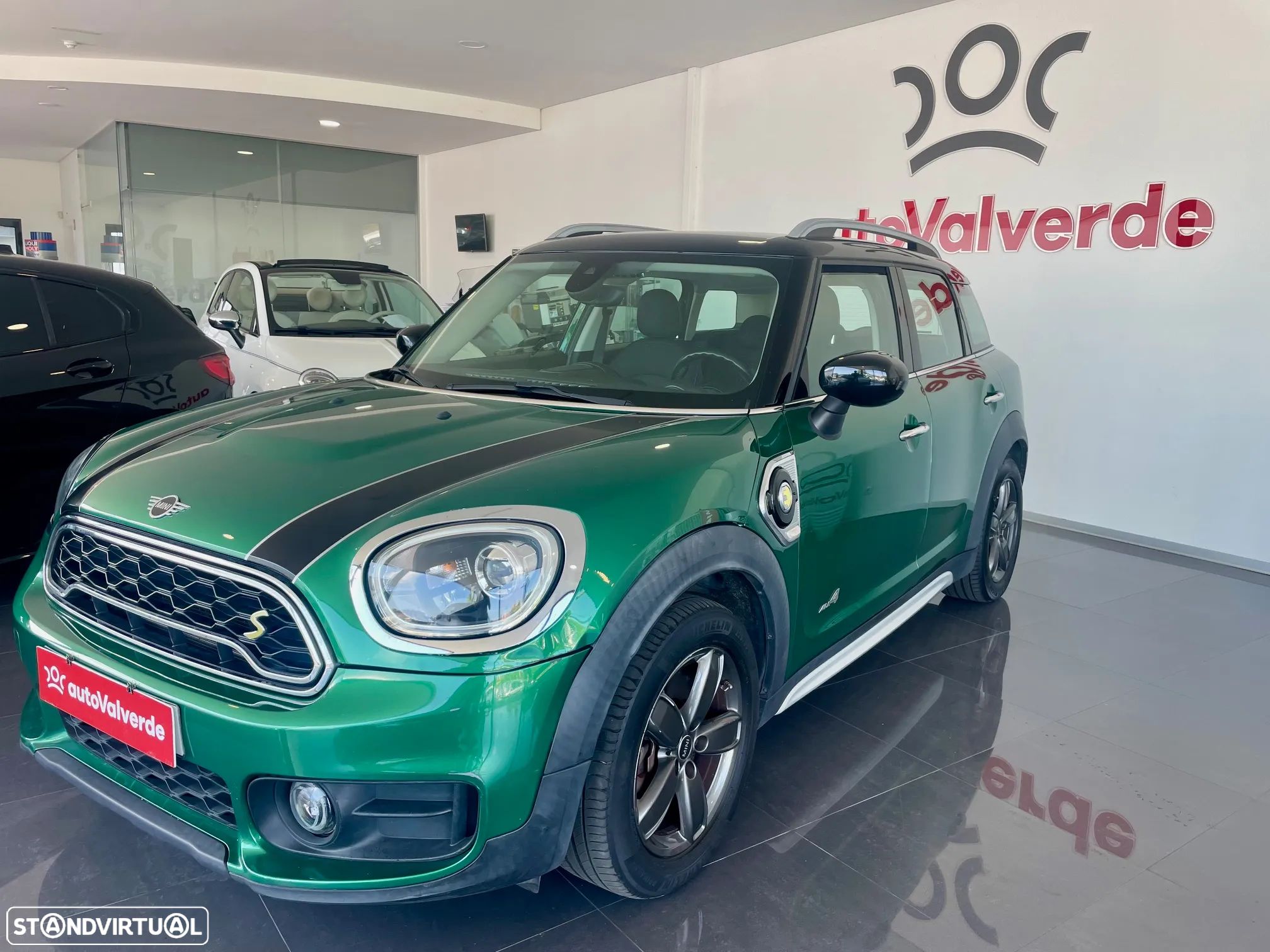 MINI Countryman Cooper SE ALL4 Auto - 1