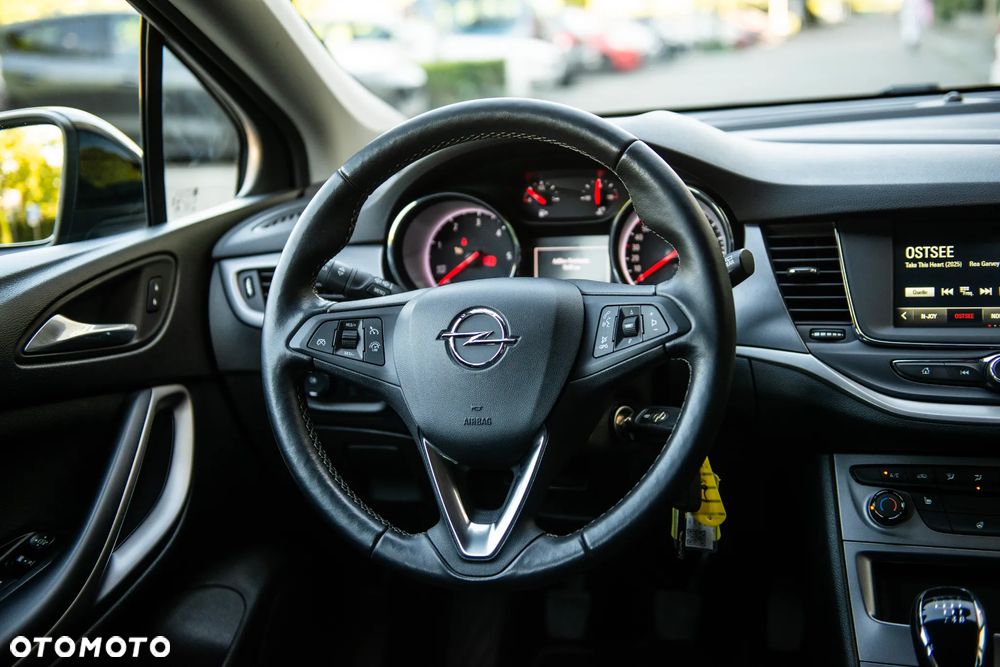 Opel Astra 1.5 D Start/Stop Business Elegance - 27