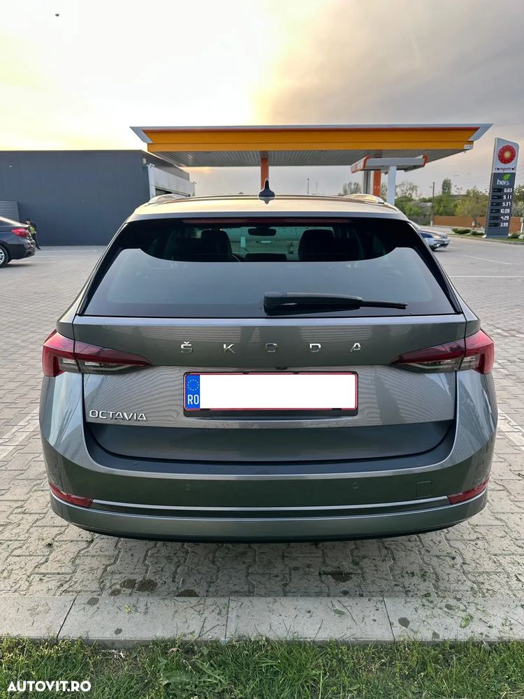 Skoda Octavia 2.0 TDI DSG Edition - 8
