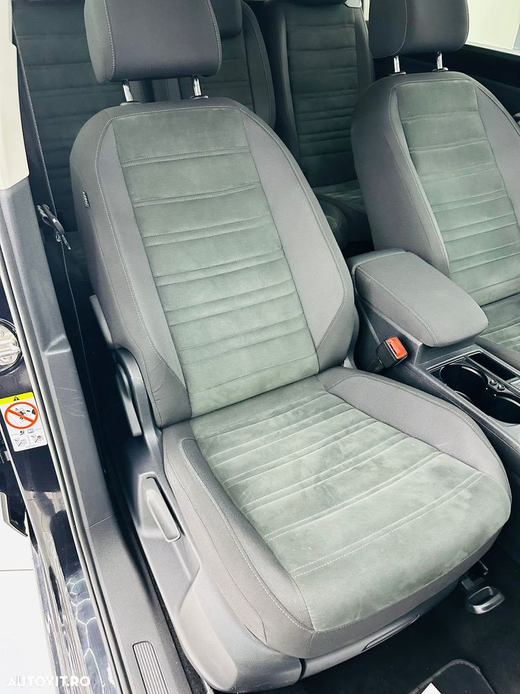Volkswagen Touran 1.6 TDI SCR (BlueMotion Technology) Comfortline - 26