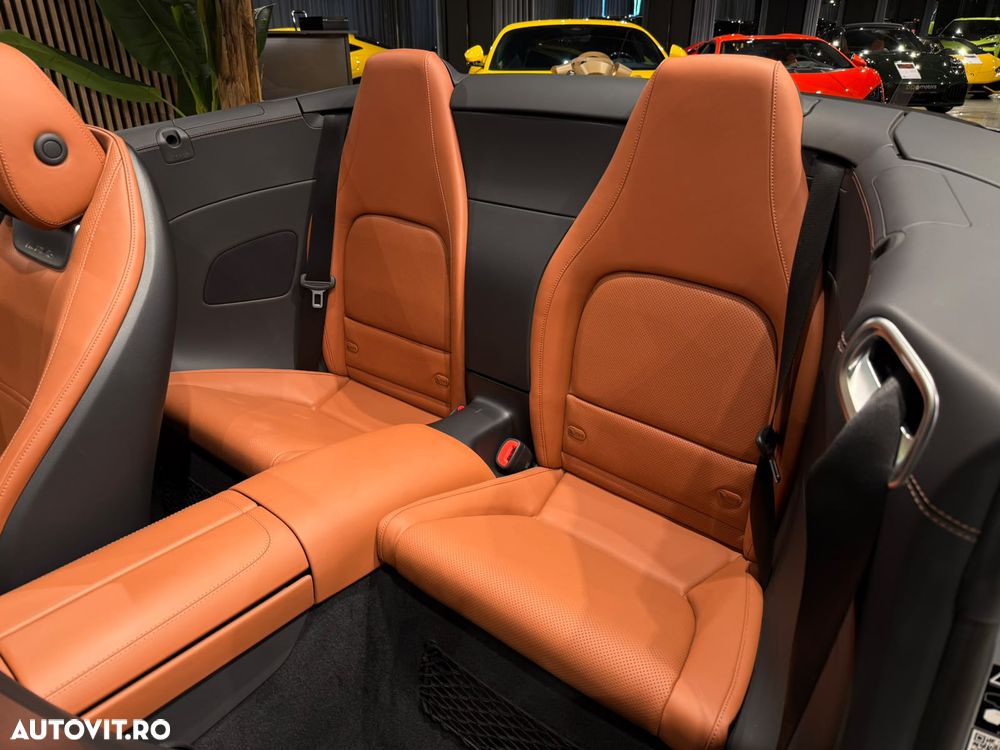 Mercedes-Benz SL 63 AMG 4Matic+ - 24