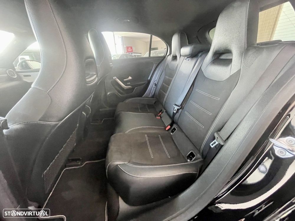 Mercedes-Benz A 250 e 8G-DCT AMG Line - 17