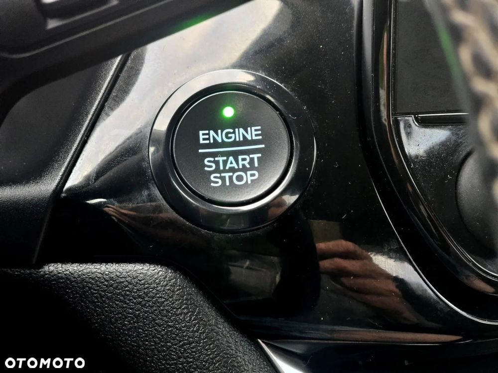 Ford Fiesta 1.0 EcoBoost S&S COOL&CONNECT - 30