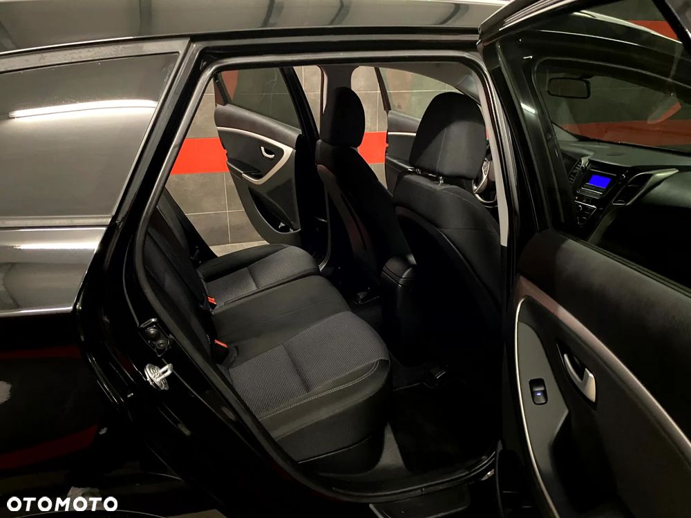 Hyundai i30 1.6 GDI BlueDrive Premium - 21