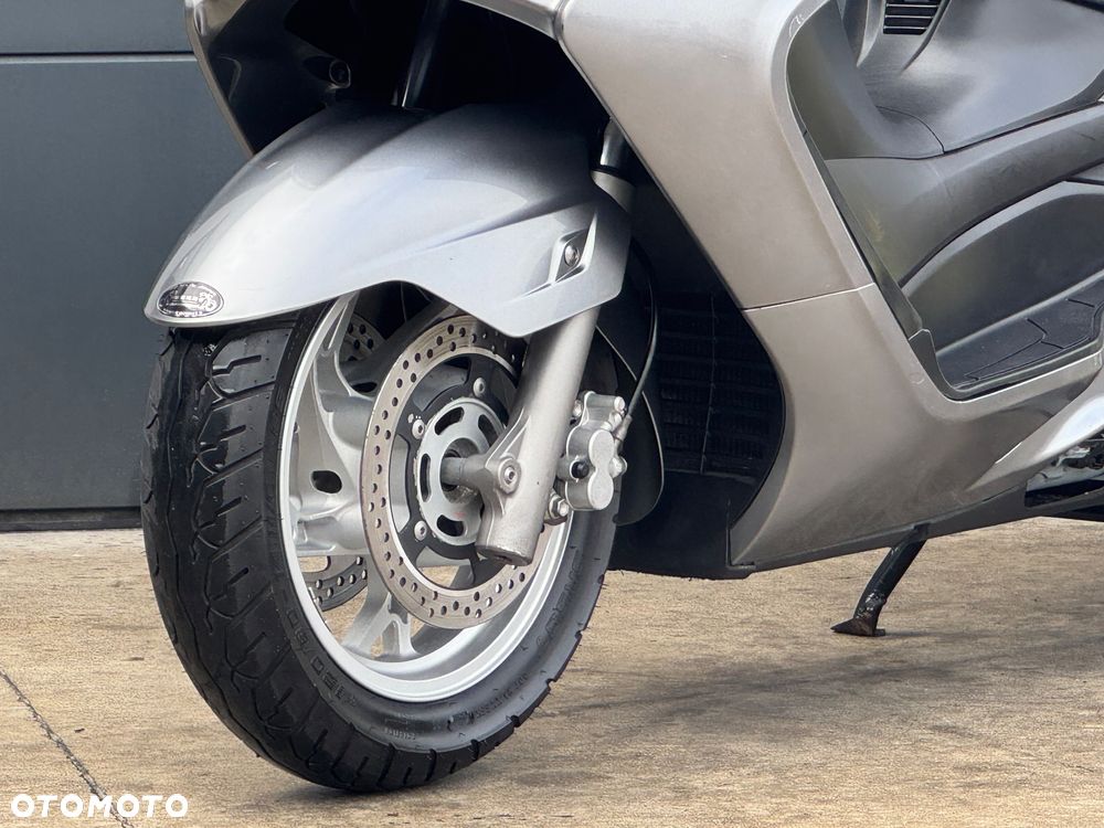 Suzuki Burgman - 20