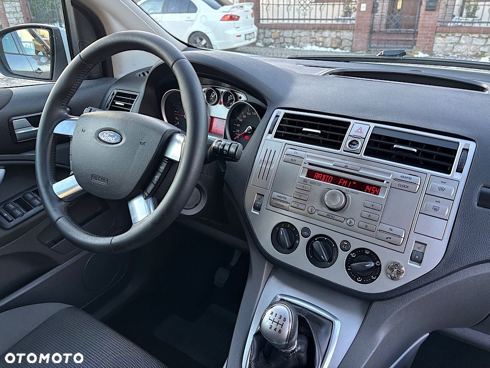 Ford Kuga 2.0 TDCi Titanium - 34