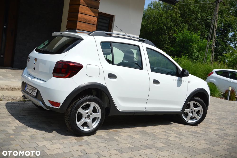 Dacia Sandero Stepway 0.9 TCe Laureate S&S Easy-R - 8