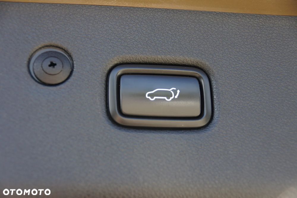 Kia Sportage 2,0 CRDI AWD GT Line - 36