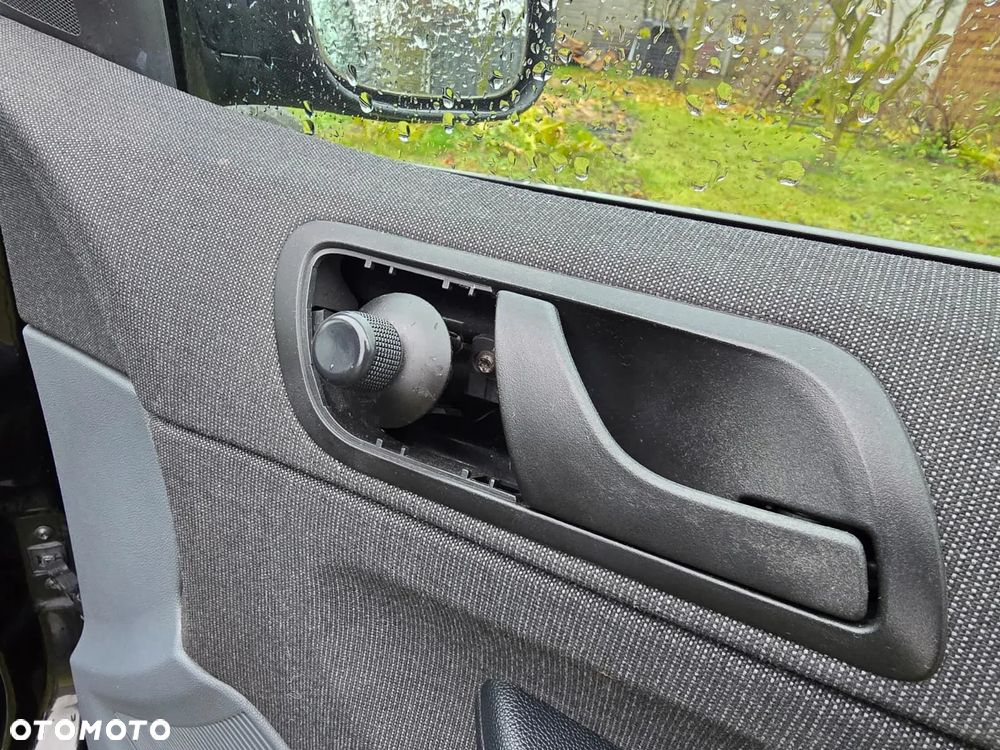 Skoda Fabia 1.4 16V Active - 14