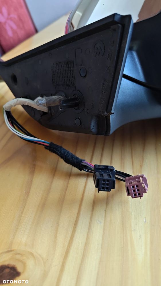 Lusterko prawe Peugeot 208 232673078 - 5