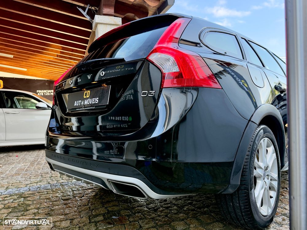 Volvo V60 Cross Country 2.0 D3 Momentum - 15