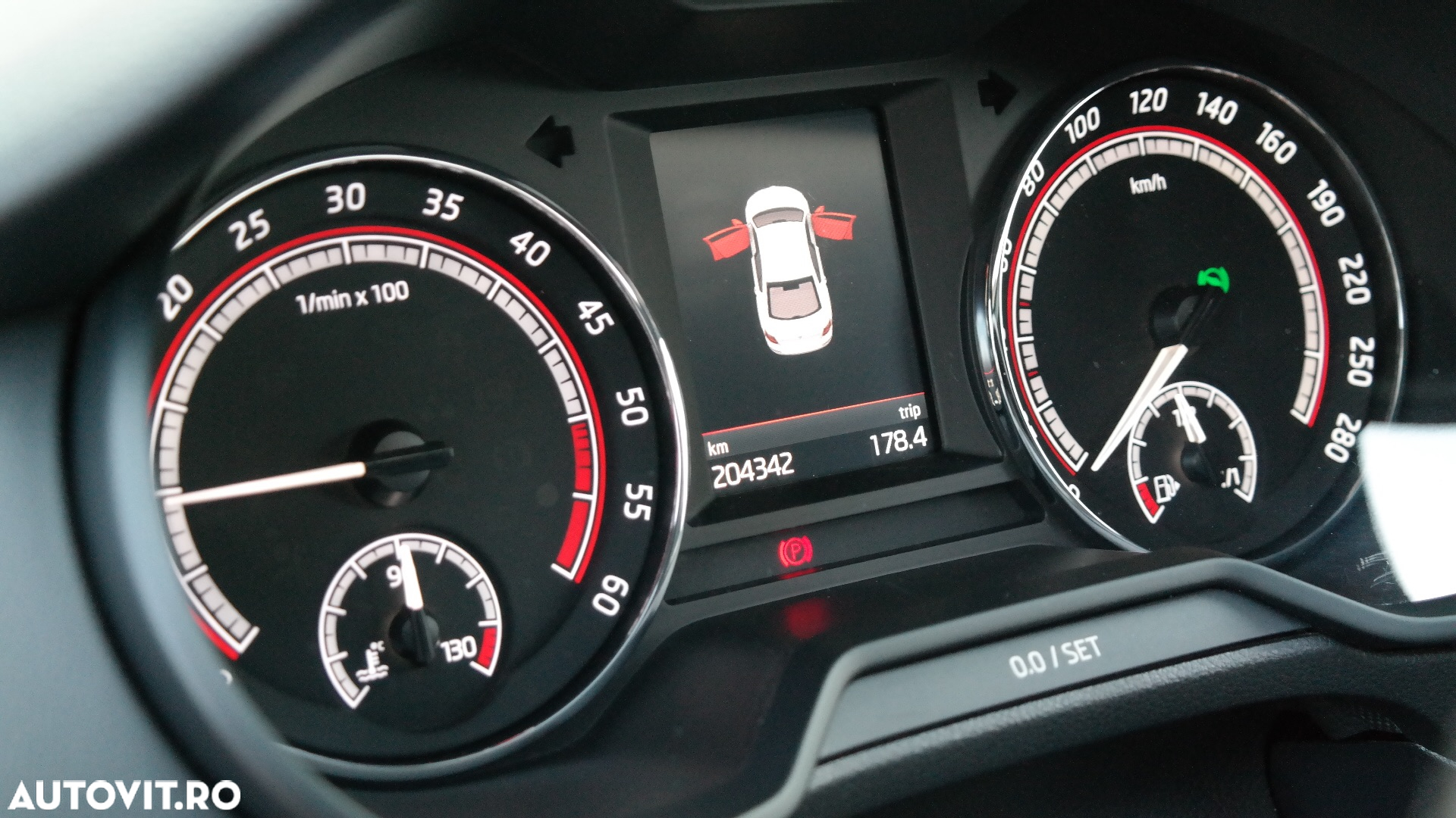 Skoda Octavia 2.0 TDI RS DSG - 12