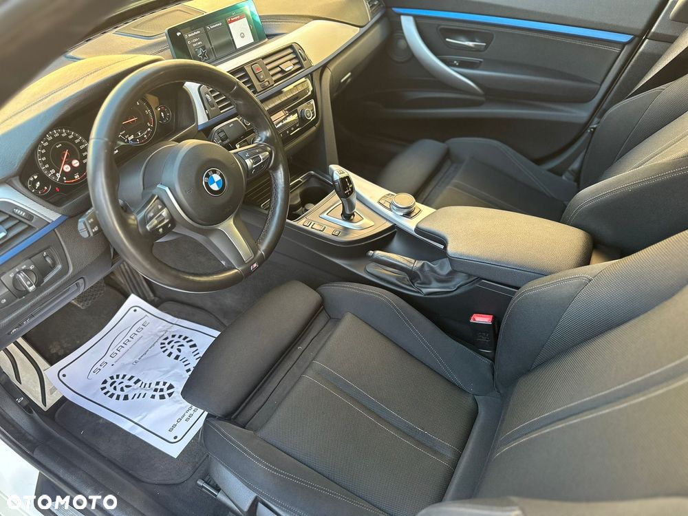 BMW 3GT 330d M Sport - 13