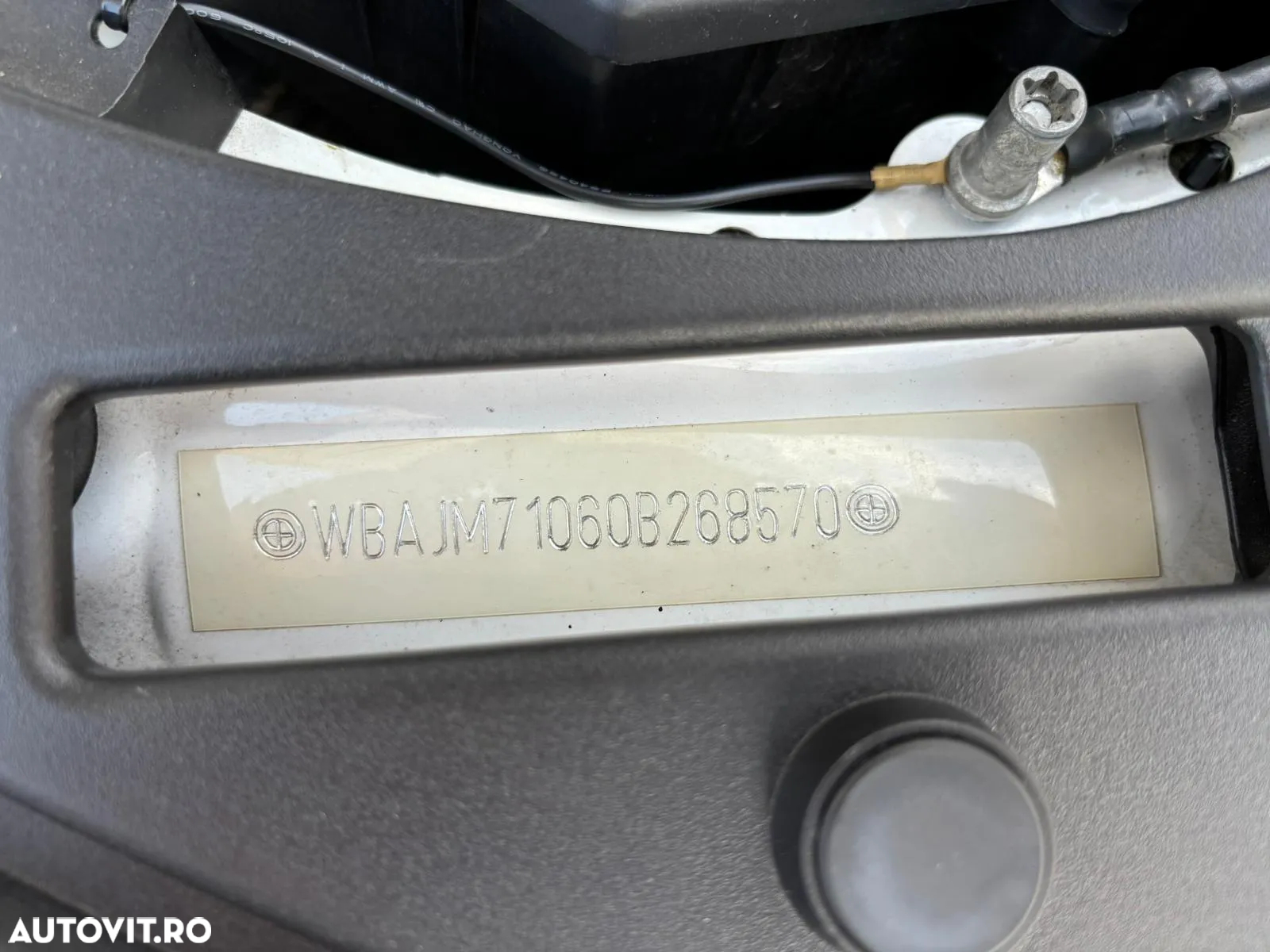 BMW Seria 5 520d AT - 9