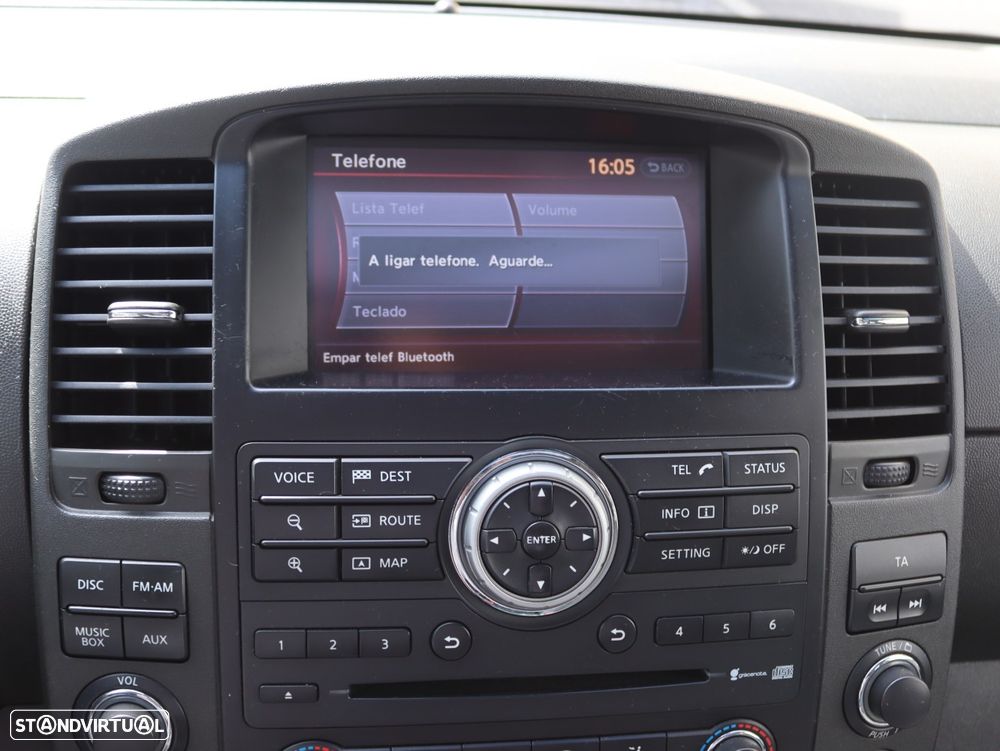 Nissan Navara 3.0 dCi V6 CD LE AT 4WD - 31