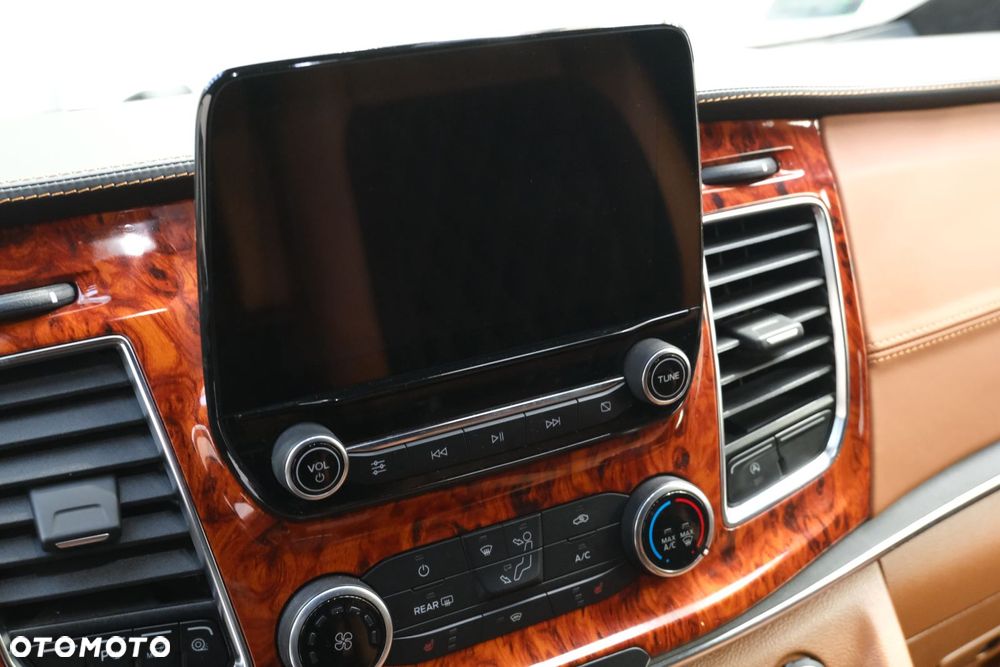 Ford Tourneo Custom 2.0 EcoBlue L2 Shuttle Bus Titanium Sel.Shift - 16