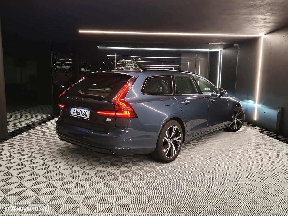 Volvo V90 2.0 T8 PHEV R-Design Expression AWD - 11
