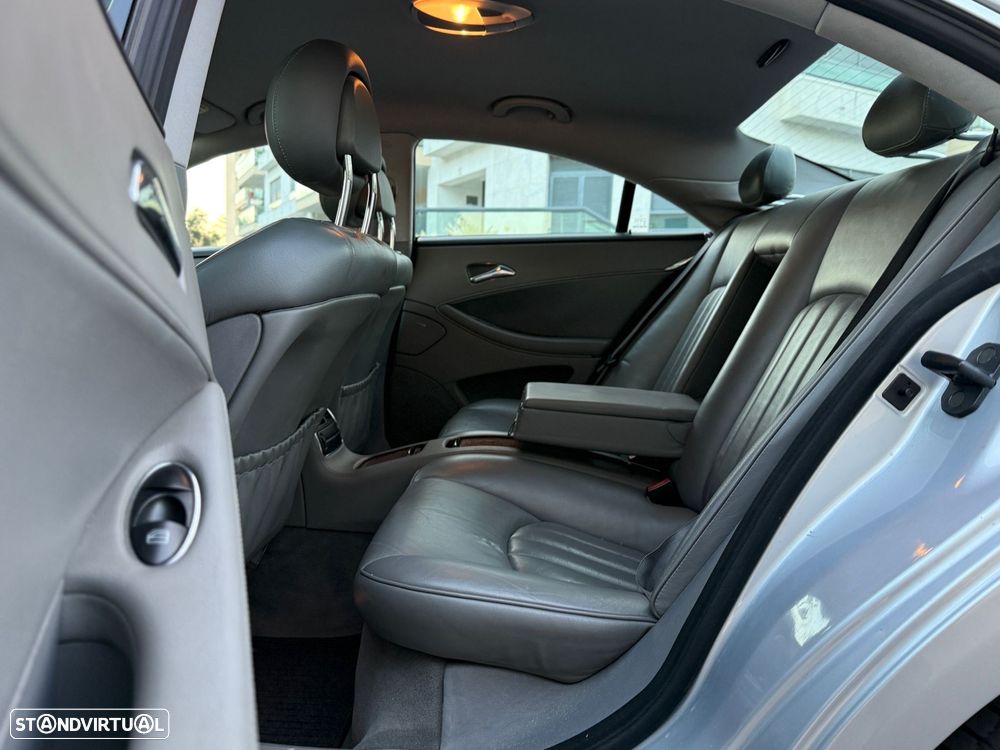 Mercedes-Benz CLS 350 Standard - 14