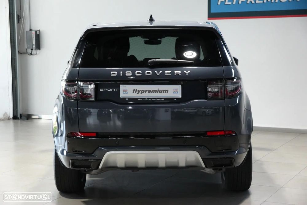 Land Rover Discovery Sport 1.5 I3 P300e AWD SE - 30