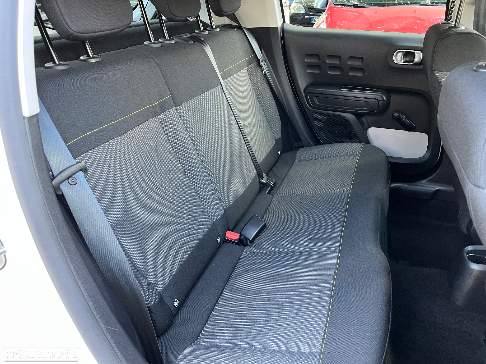 Citroën C3 1.2 PureTech C-Series - 13