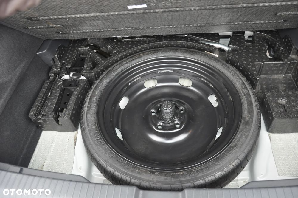 Volkswagen T-Roc 2.0 TDI SCR 4MOTION DSG R-Line - 25