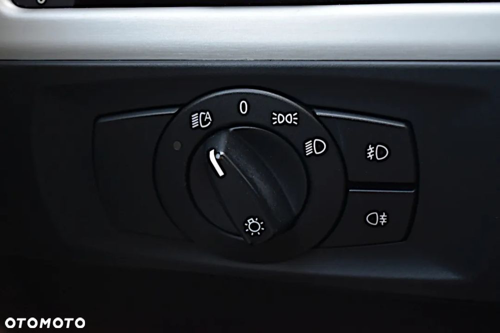 BMW Seria 3 - 26