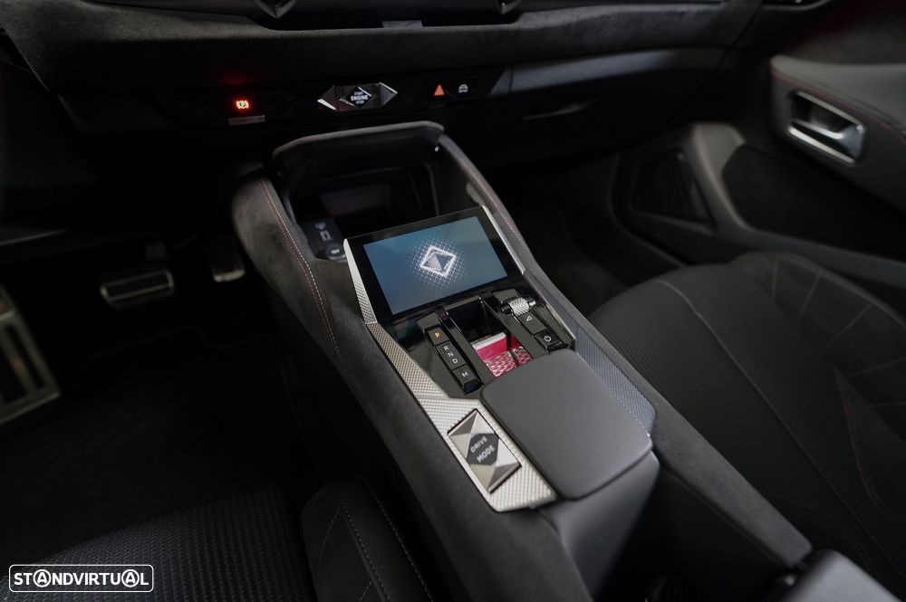 DS DS4 1.2 PureTech Performance Line EAT8 - 19