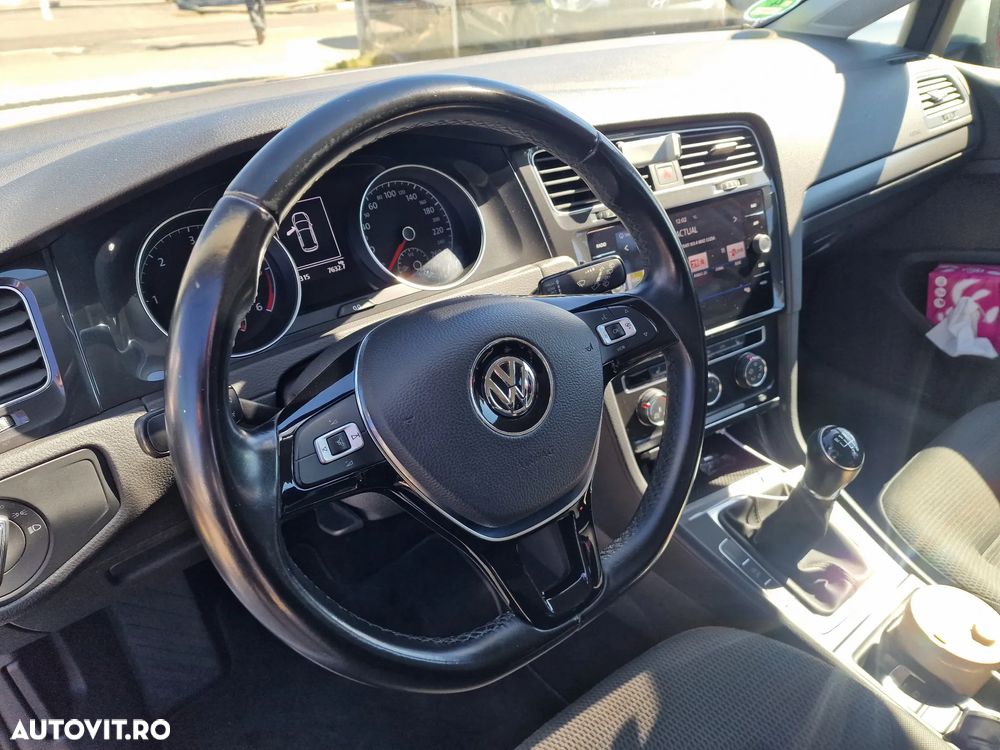 Volkswagen Golf 1.6 TDI Comfortline - 5