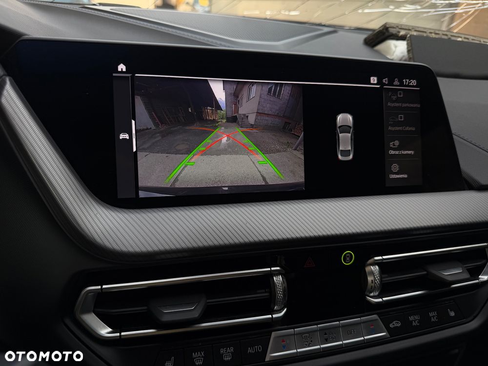 BMW Seria 2 218d GT M Sport - 31