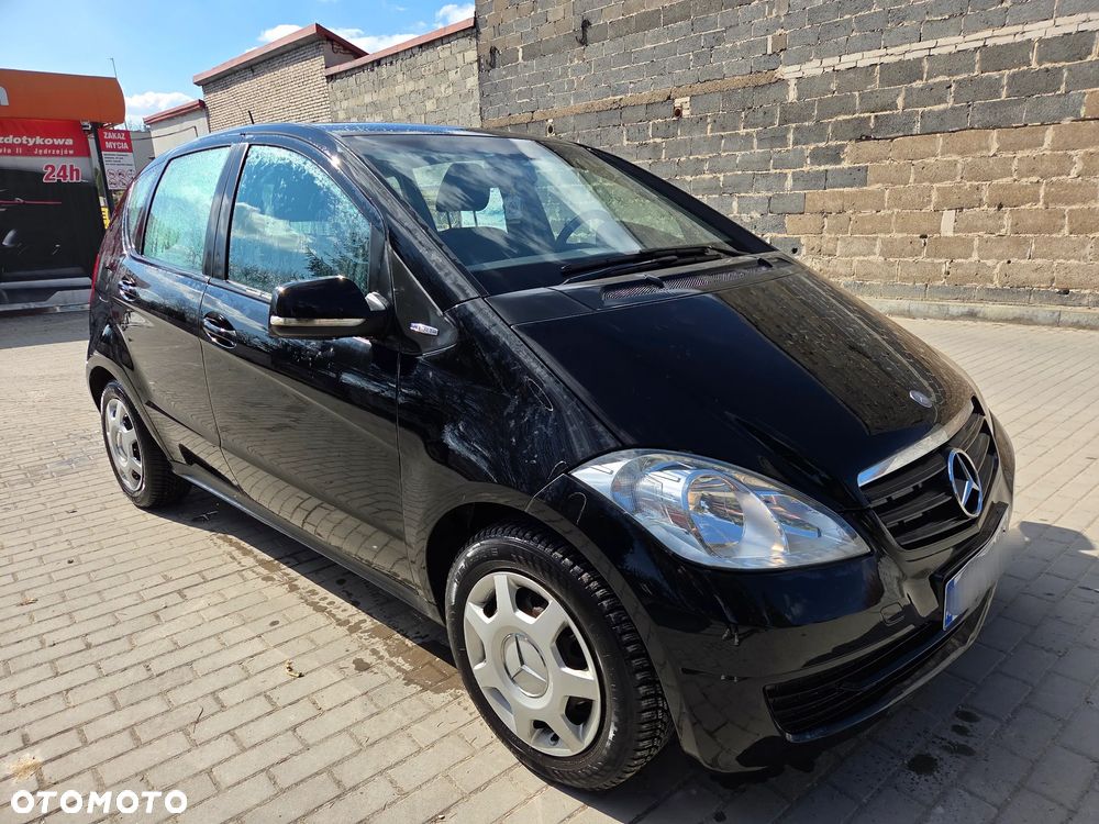 Mercedes-Benz Klasa A 180 BlueEfficiency Edition - 3