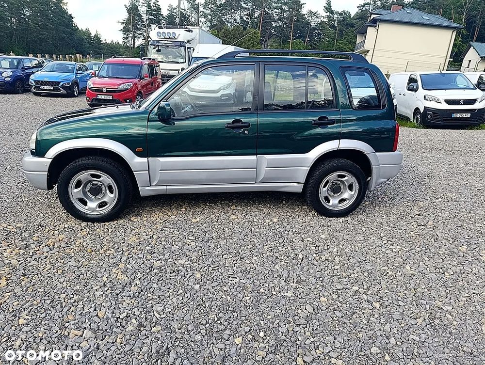 Suzuki Grand Vitara 2.0 - 3