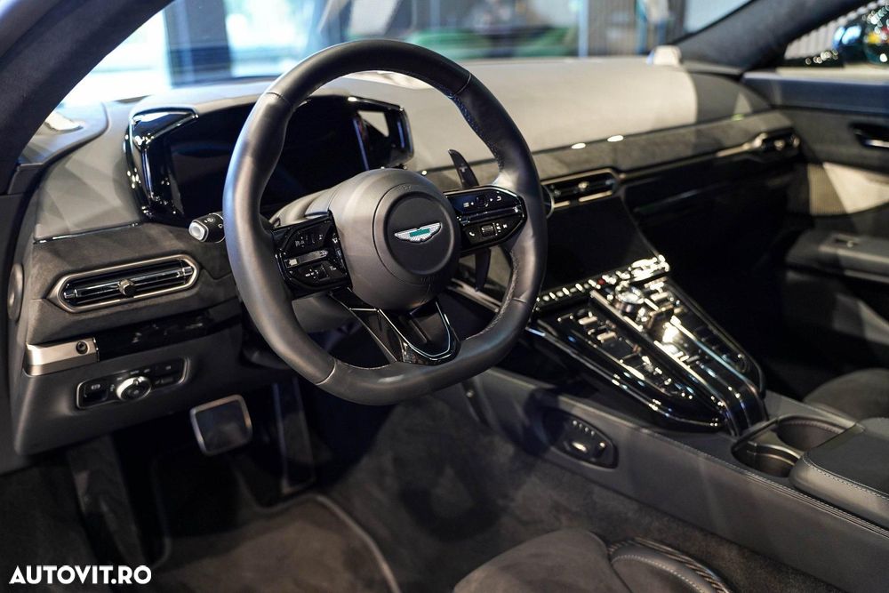 Aston Martin V8 Vantage - 19