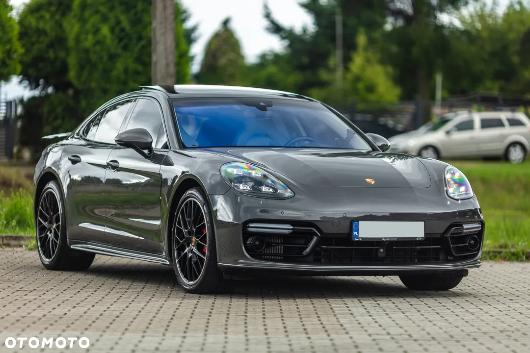 Porsche Panamera Turbo - 5