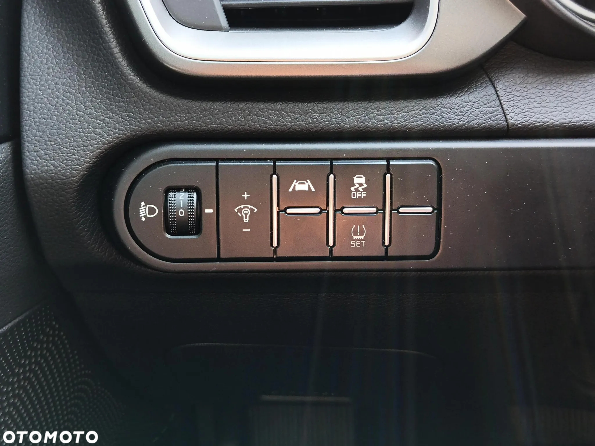 Kia XCeed 1.5 T-GDI M DCT - 27