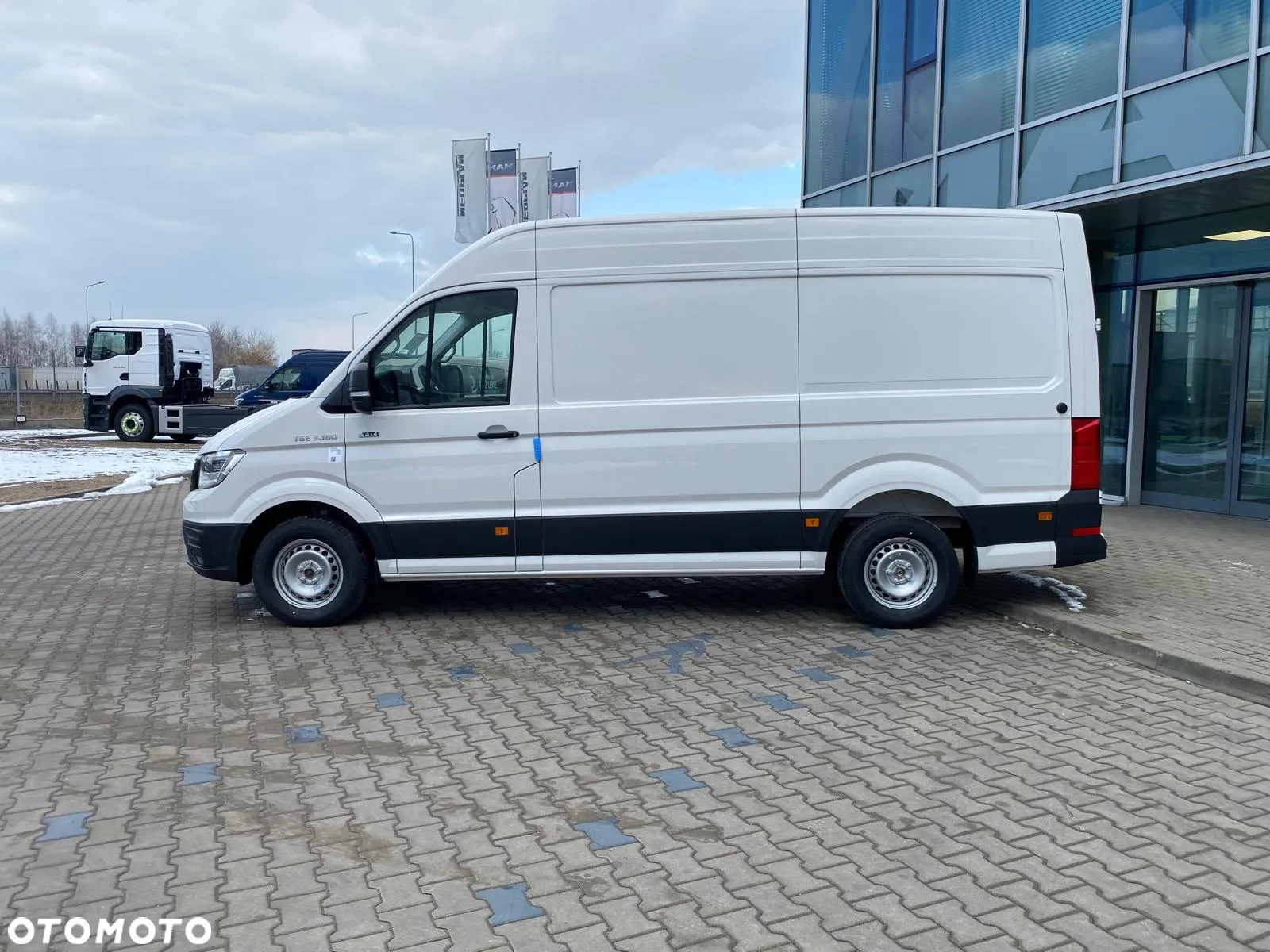 MAN TGE 3.180 4X4 SB - 3