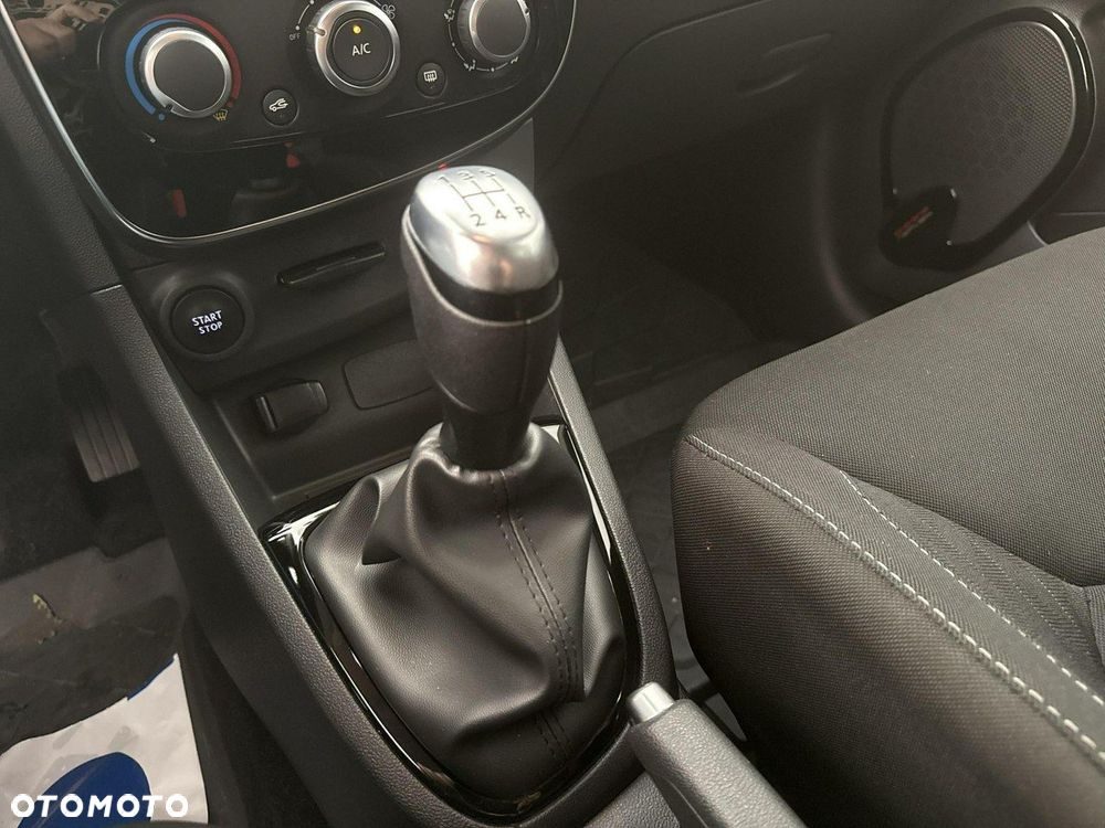 Renault Clio - 16